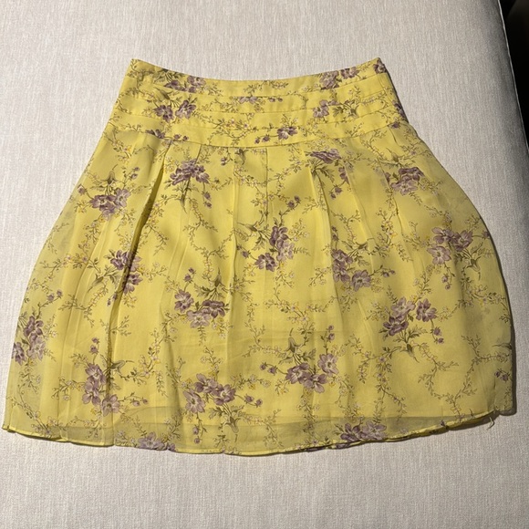 Moving - Picture 2 of 3